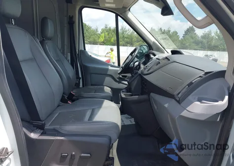 2017 Ford Transit-250 z USA, uszkodzony, nr VIN 1FTYR2CM4HKB46274